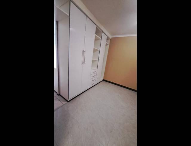 2 BEDROOM PROPERTY TO RENT IN ALAN MANOR